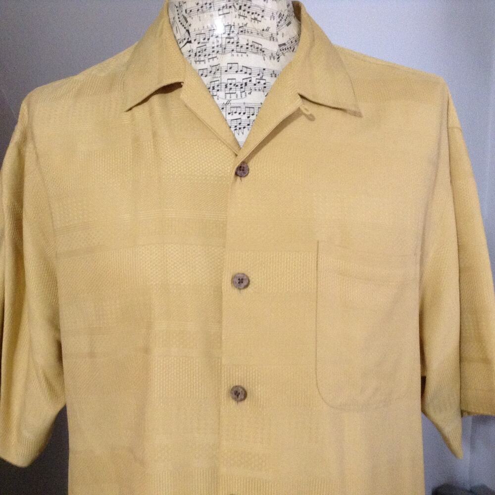 Tommy Bahama Silk Shirt Mens Large L Yellow Textured Stripe Camp Hawaiian Resort